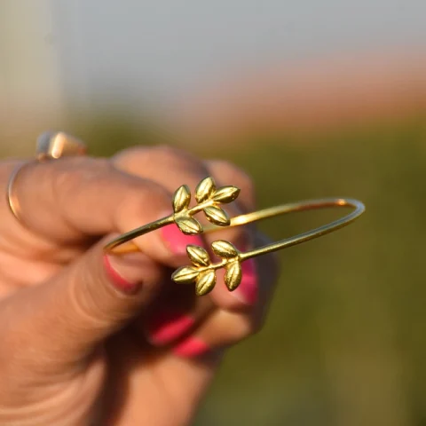 Delicate Brass Bangle Bracelet