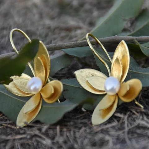 Gold Flower Dangle Earrings