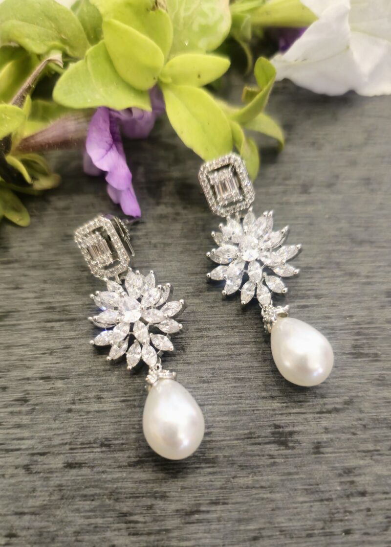 Pearl & Crystal Drop Earrings